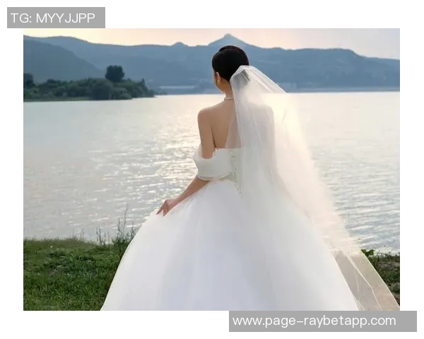 高准翼社媒分享与妻子的浪漫婚纱照甜蜜瞬间引发网友热议